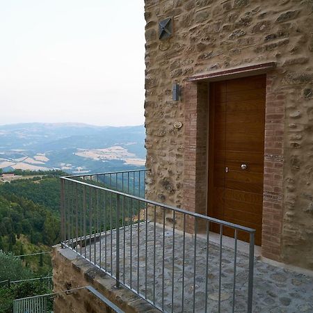Hotel Le Radici Delle Nuvole Cairano Exterior foto